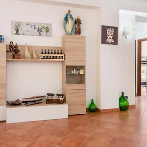 Alelida Con Piscina Cinisi